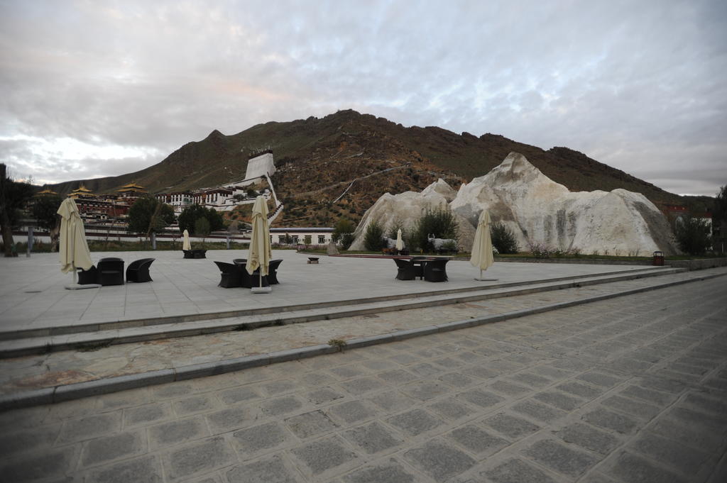 Wanrun International Resort Hotel In Tibet Xigaze 外观 照片